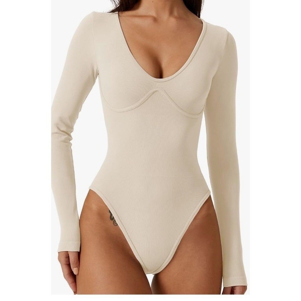 Quisen Bodysuit Women Large Beige NWT V-Neck Long Sleeve Ribbed C424